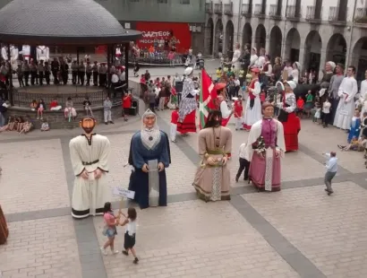 AZPEITIA, DIEZ AÑOS DE HISTORIA