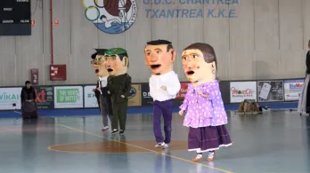 Jai txikiak 8